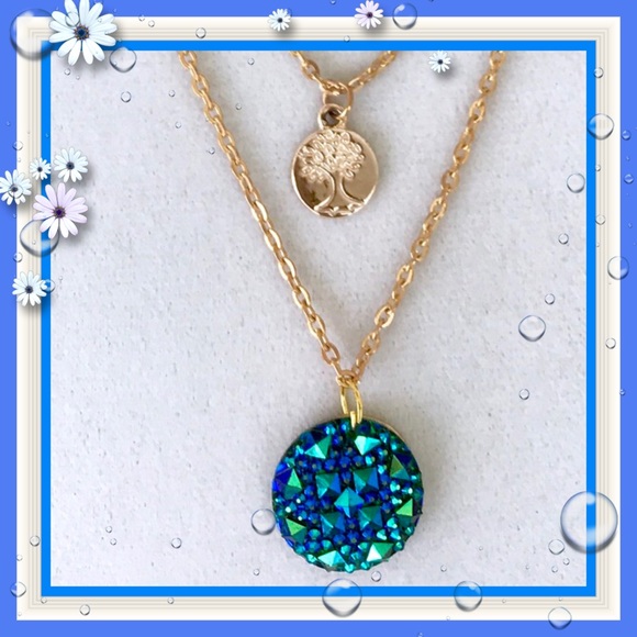 ๐บ๐ด๐บ FOUR STRAND NECKLACE ๐บ๐ด๐บ - Picture 3 of 3